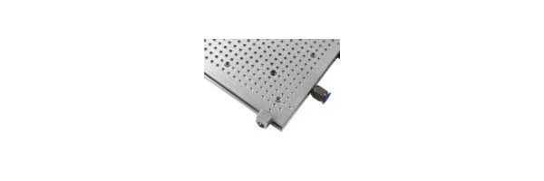 Hole grid vacuum table