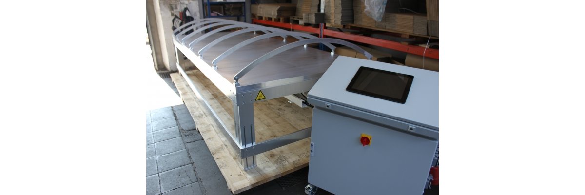 A Heatable Workingtable for Curing Synthetic Resin - A Heatable Workingtable for Curing Synthetic Resin