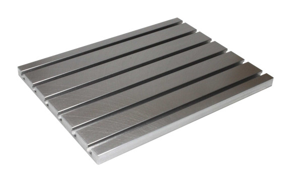 Steel T-slot plate 9050 (finely milled)